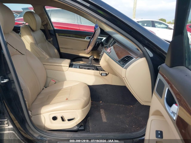 Hyundai Genesis 3.8 2016 KMHGN4JE7GU139106 Image 5