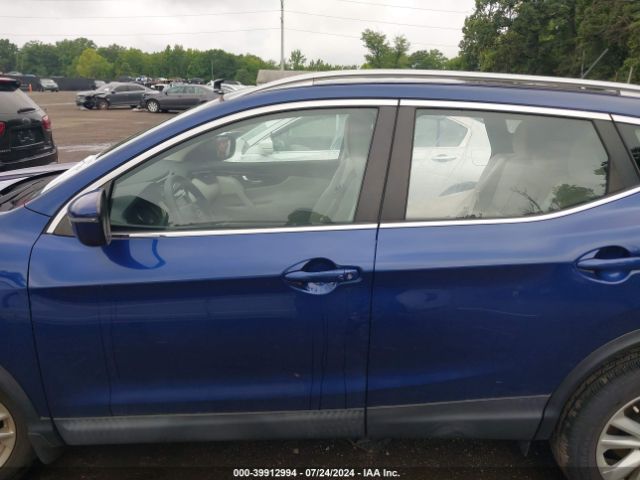 JN1BJ1CR2KW343126 Nissan Rogue Sport Sv