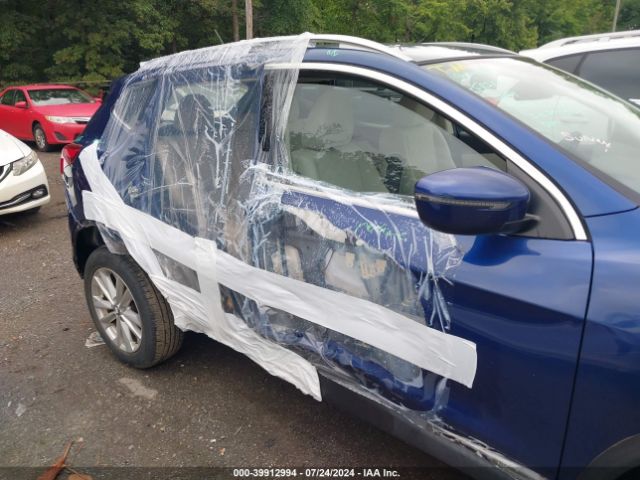 JN1BJ1CR2KW343126 Nissan Rogue Sport Sv