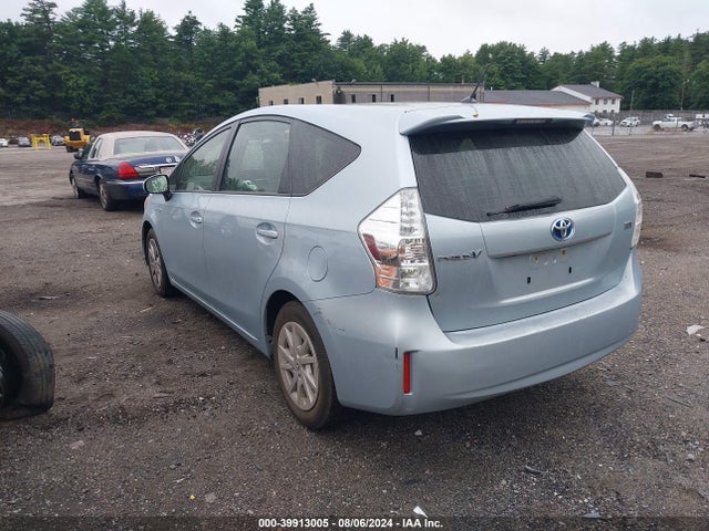 Toyota Prius V Two 2014 JTDZN3EU7E3330133 Image 3