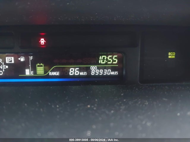 Toyota Prius V Two 2014 JTDZN3EU7E3330133 Image 7