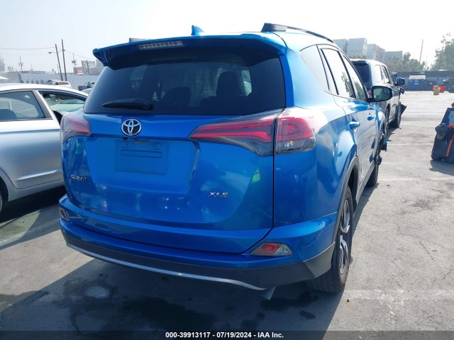 Toyota Rav4 Xle 2017 JTMWFREV6HJ714285 Image 16