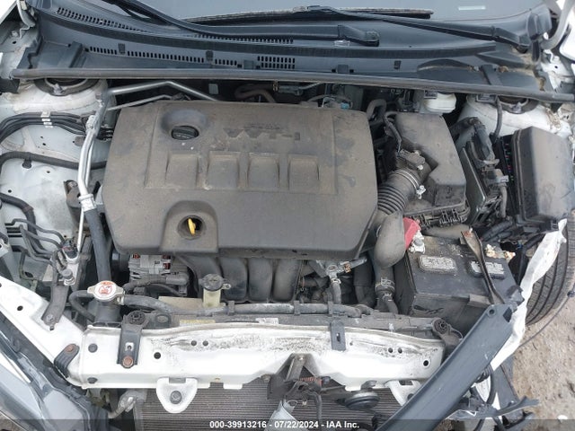 Toyota COROLLA LE 2018 5YFBURHE4JP807954 Image 10