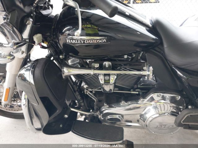 2020 HARLEY-DAVIDSON FLHTCUTG 1HD1MAF10LB857134 Photo 8
