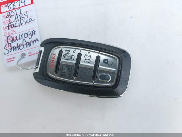 2C4RC1GG8HR526112 Chrysler Pacifica Limited