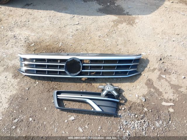 1VWCT7A3XHC069761 Volkswagen Passat 1.8t Sel Premium