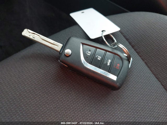 Toyota COROLLA LE 2020 JTDEPRAEXLJ028855 Image 11