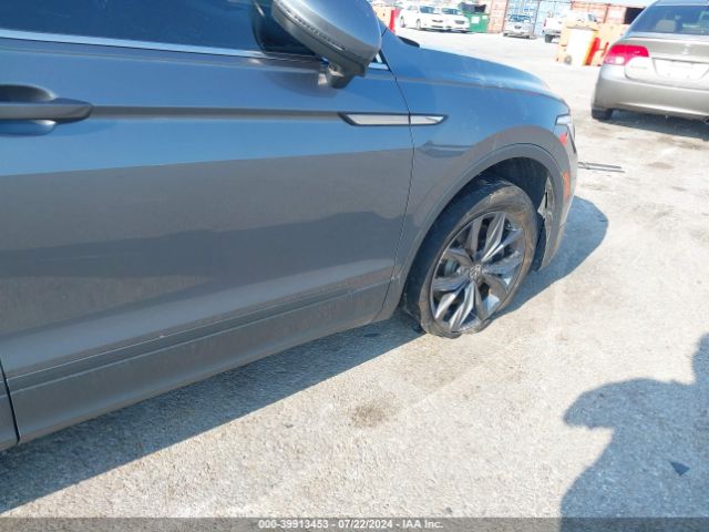 3VV2B7AX6NM056215 Volkswagen Tiguan 2.0t Se