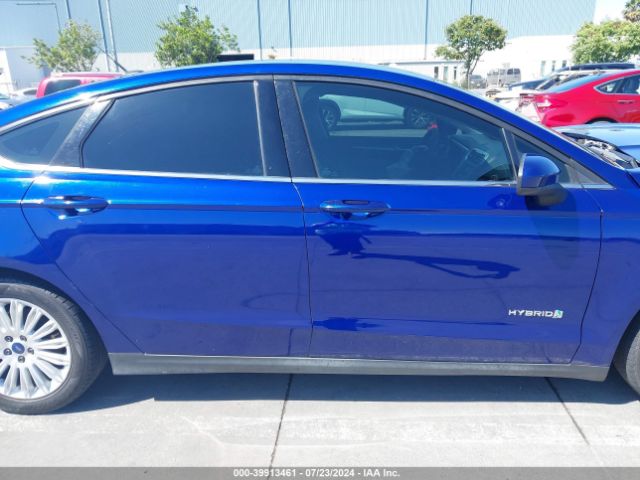 3FA6P0UU8ER275888 Ford Fusion Hybrid S