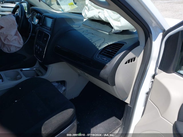 2C4RDGCG6GR338547 Dodge Grand Caravan Sxt