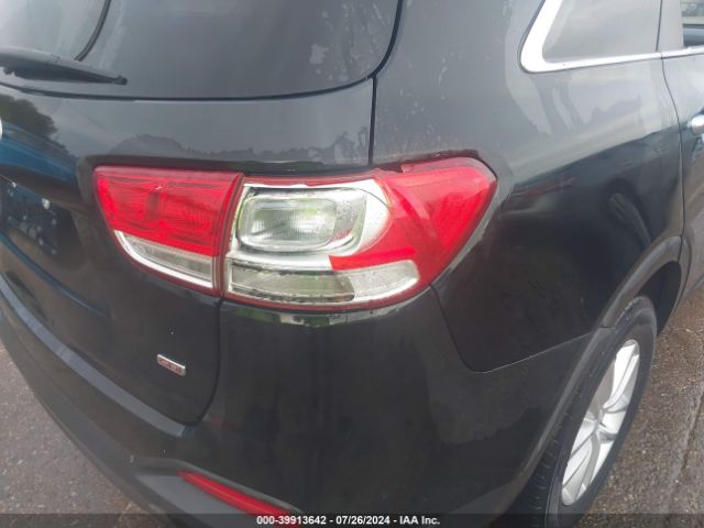 5XYPG4A3XHG215322 KIA Sorento 2.4l Lx