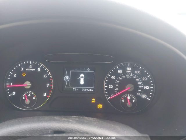 5XYPG4A3XHG215322 KIA Sorento 2.4l Lx