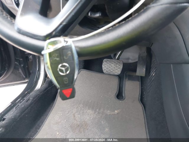 WDCTG4EB2HJ336565 Mercedes-Benz GLA 250