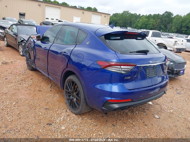 ZN661YUS3MX372963 Maserati Levante S Gransport