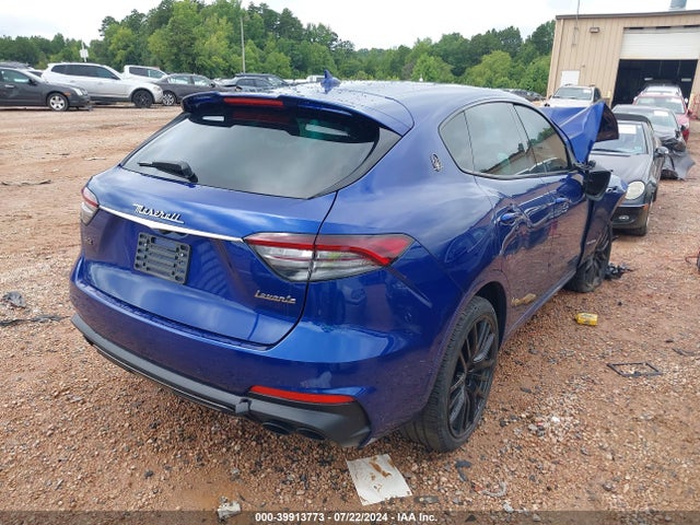 ZN661YUS3MX372963 Maserati Levante S Gransport