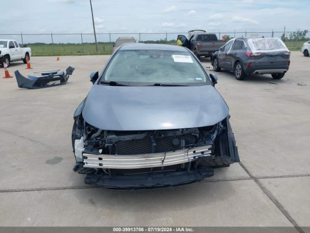 5YFEPMAE5MP247867 Toyota COROLLA LE
