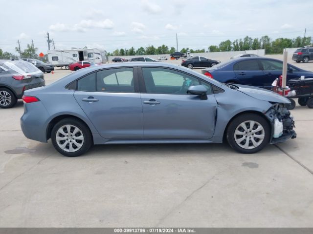 5YFEPMAE5MP247867 Toyota COROLLA LE