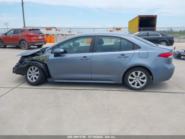 5YFEPMAE5MP247867 Toyota COROLLA LE