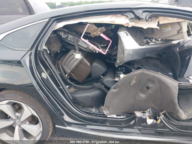 1HGCV2F91KA014732 Honda Accord Touring 2.0t
