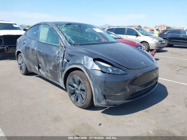 2024 TESLA MODEL Y 7SAYGDEE8RA292232 Photo 0
