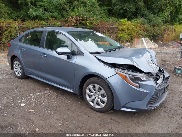 Toyota COROLLA LE 2023 JTDB4MEE4P3009589 Image 1