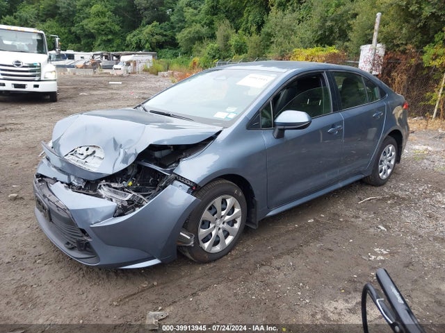 Toyota COROLLA LE 2023 JTDB4MEE4P3009589 Image 2