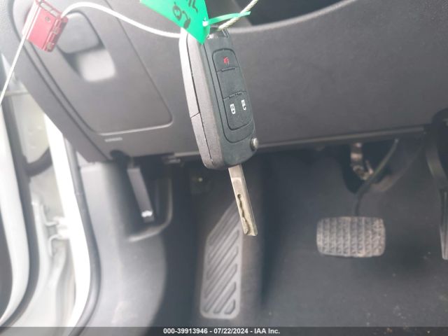 3GNCJKSB1GL272744 Chevrolet Trax 1ls