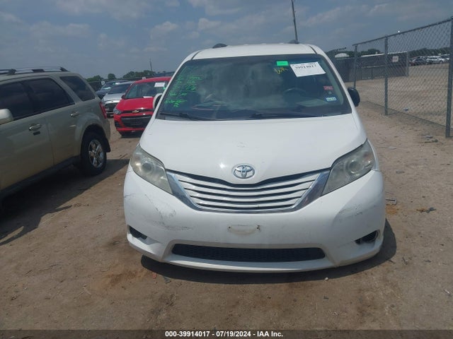 Toyota Sienna Le 8 Passenger 2015 5TDKK3DC1FS606258 Image 12