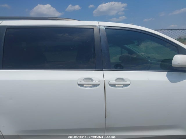 Toyota Sienna Le 8 Passenger 2015 5TDKK3DC1FS606258 Image 13