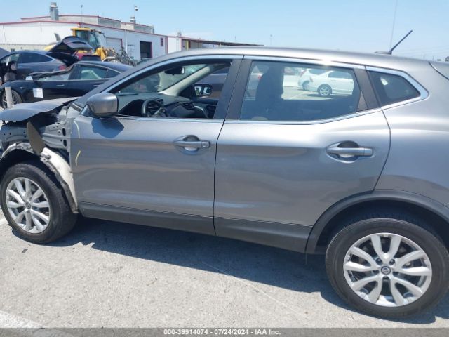 JN1BJ1AV3MW304239 Nissan Rogue Sport S Fwd Xtronic Cvt
