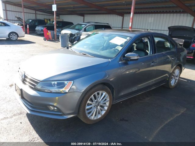 3VWD07AJXFM261172 Volkswagen Jetta 1.8t Se