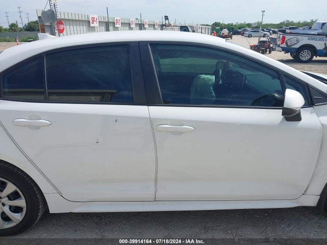 Toyota COROLLA LE 2020 5YFEPRAEXLP092096 Image 13