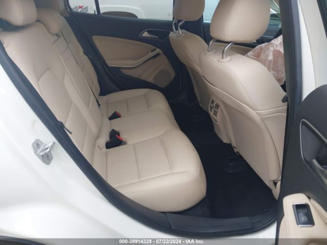 WDCTG4EB7HJ294765 Mercedes-Benz GLA 250