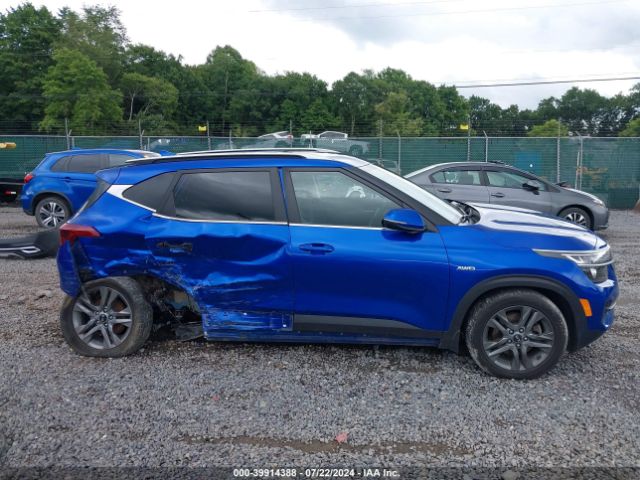 KNDEUCAAXM7040683 KIA SELTOS S