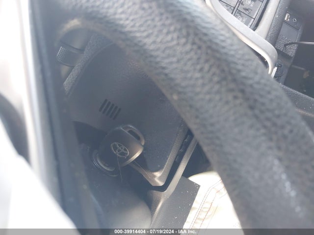 Toyota COROLLA LE 2017 2T1BURHE3HC818082 Image 11