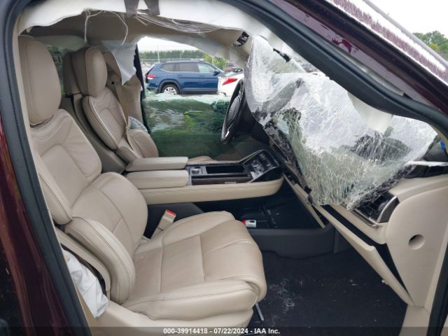 5LMJJ3LT3KEL10571 Lincoln Navigator L Reserve