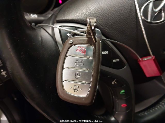 KMHDH4AE2FU357303 Hyundai Elantra Limited