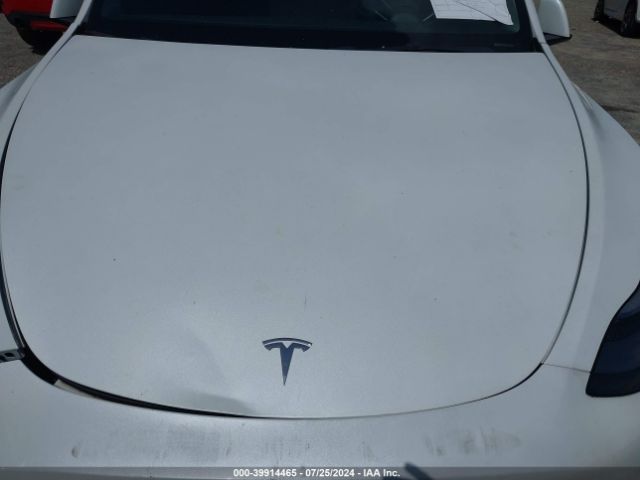 7SAYGDEF2NF562979 Tesla Model Y Performance Dual Motor All-wheel Drive