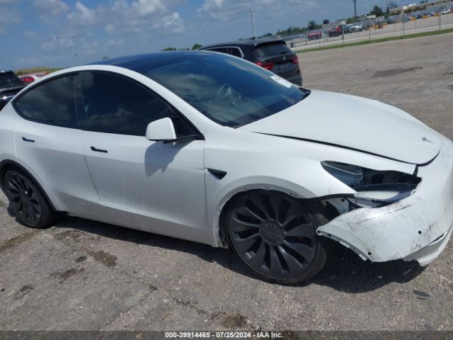 7SAYGDEF2NF562979 Tesla Model Y Performance Dual Motor All-wheel Drive