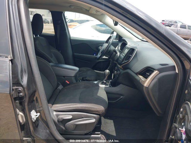 Jeep Cherokee Latitude 2015 1C4PJLCB8FW655751 Image 5