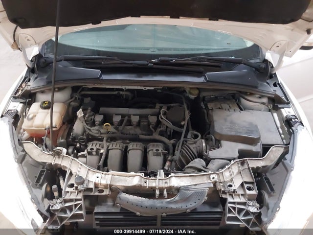 Ford FOCUS SE 2015 1FADP3K23FL202504 Image 10