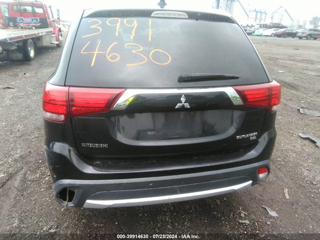 JA4AZ3A33HZ058013 Mitsubishi Outlander Se/sel