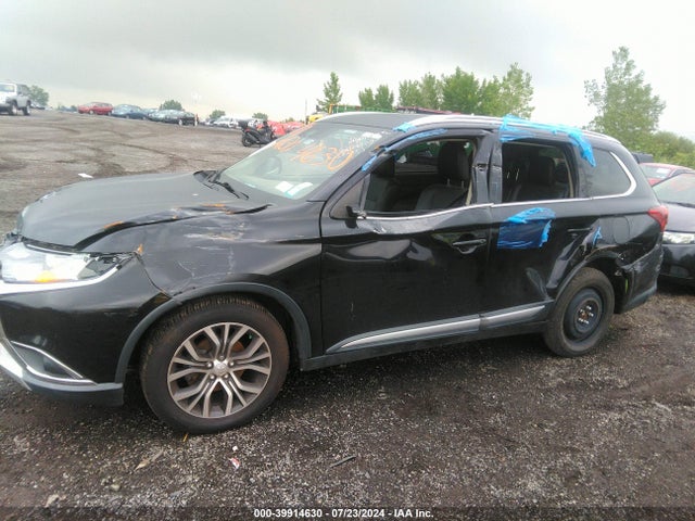 JA4AZ3A33HZ058013 Mitsubishi Outlander Se/sel