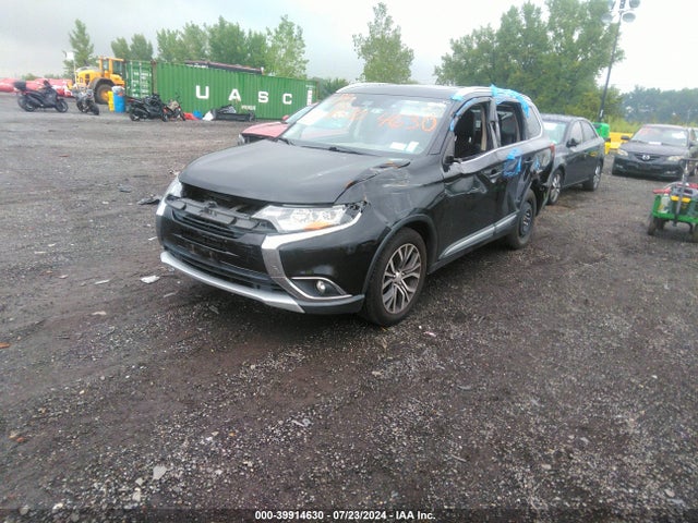 JA4AZ3A33HZ058013 Mitsubishi Outlander Se/sel