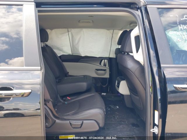 KNDNB4H36N6157607 KIA Carnival Mpv Lx Seat Package