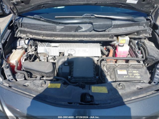 JTDZN3EU0E3355410 Toyota Prius V Three