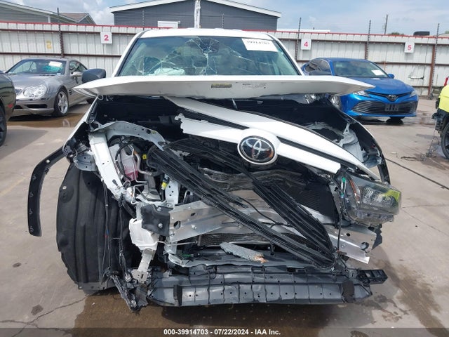 Toyota RAV4 LE 2022 2T3F1RFV2NC306670 Image 13