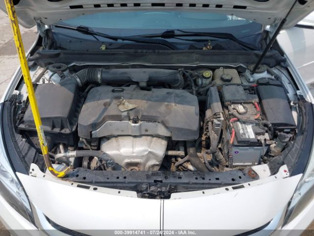 1G11D5SL5FU149530 Chevrolet MALIBU 2LT