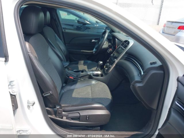 1G11D5SL5FU149530 Chevrolet MALIBU 2LT
