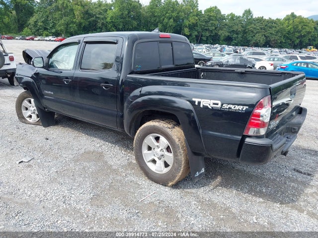 Toyota Tacoma Base V6 2015 3TMLU4EN2FM204592 Image 3